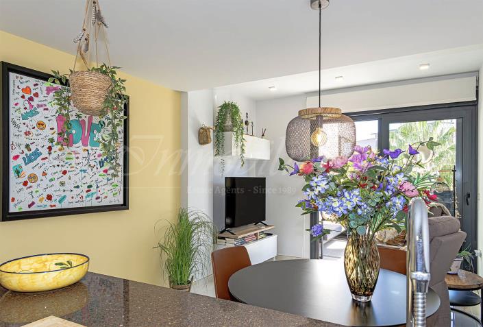 Image No.10-2 Bed Apartment for sale