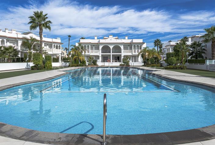 Image No.3-3 Bed Semi-Detached for sale