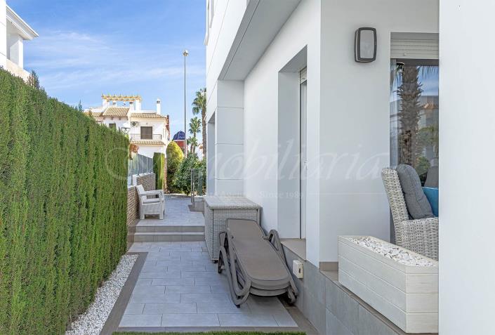 Image No.9-3 Bed Semi-Detached for sale