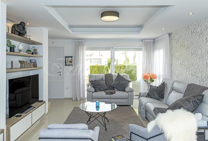 Image No.29-3 Bed Semi-Detached for sale