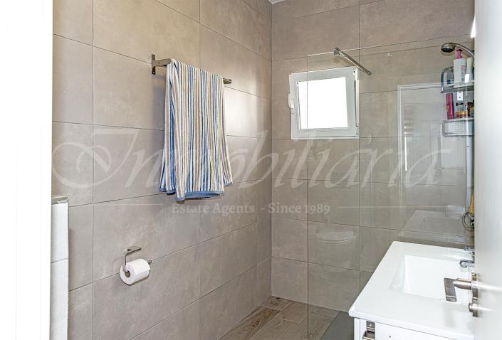 Image No.16-2 Bed Villa / Detached for sale