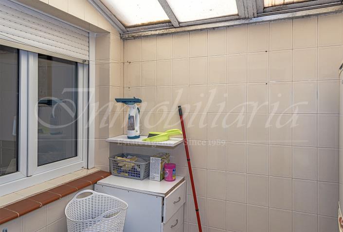 Image No.20-2 Bed Bungalow for sale