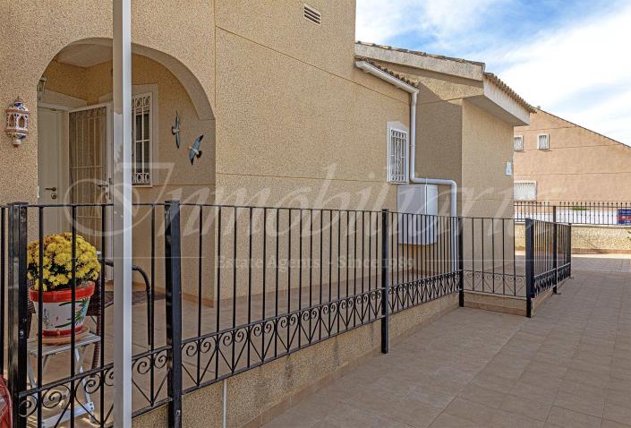 Image No.11-5 Bed Villa / Detached for sale