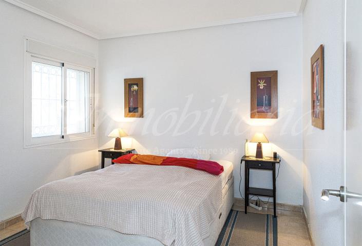 Image No.29-5 Bed Villa / Detached for sale