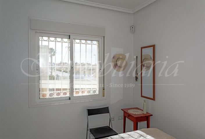 Image No.33-5 Bed Villa / Detached for sale