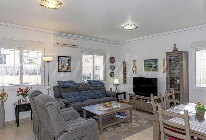 Image No.34-5 Bed Villa / Detached for sale