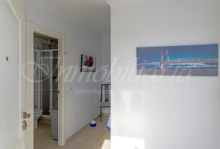 Image No.52-5 Bed Villa / Detached for sale