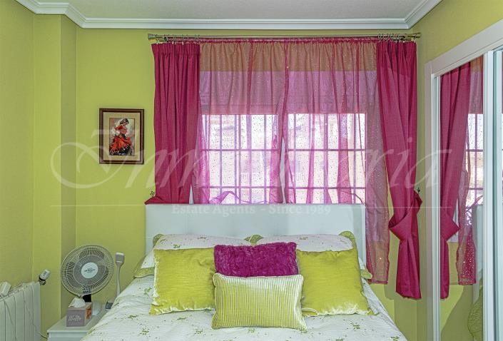 Image No.40-3 Bed Villa / Detached for sale