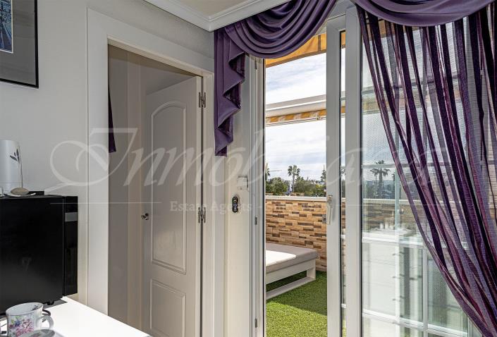 Image No.44-3 Bed Villa / Detached for sale