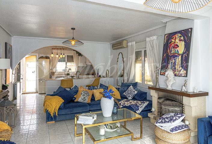 Image No.6-4 Bed Villa / Detached for sale