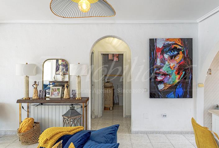 Image No.11-4 Bed Villa / Detached for sale