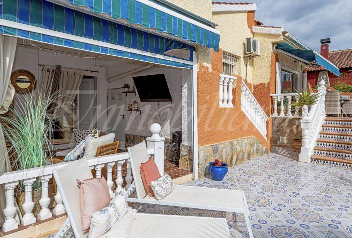 Image No.23-4 Bed Villa / Detached for sale