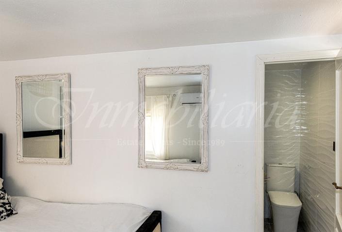 Image No.28-4 Bed Villa / Detached for sale