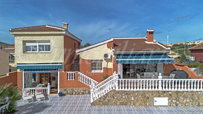 Image No.45-4 Bed Villa / Detached for sale