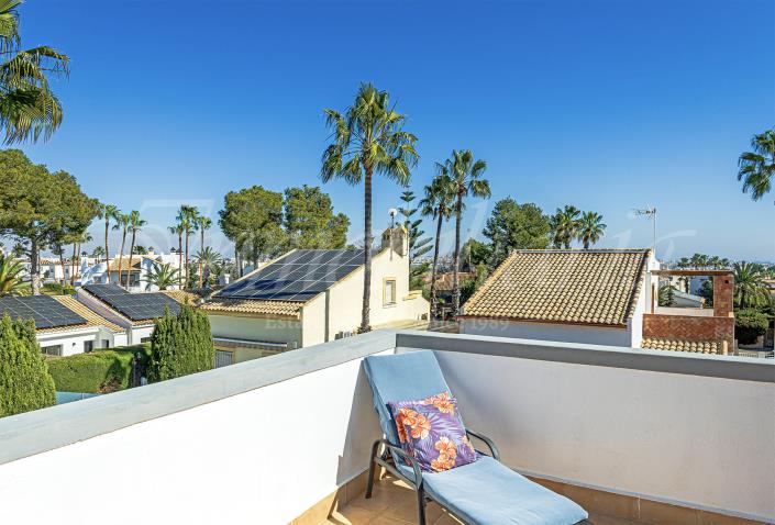 Image No.33-2 Bed Villa for sale