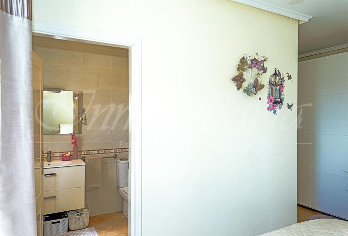 Image No.19-3 Bed Villa / Detached for sale