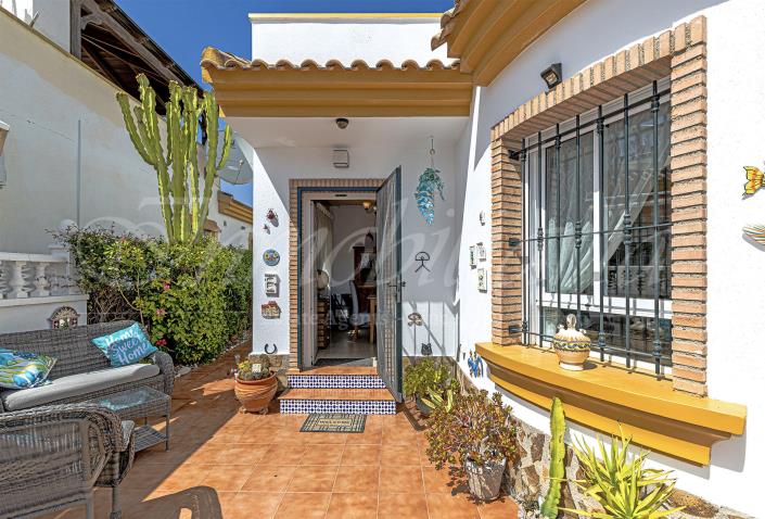 Image No.6-2 Bed Villa / Detached for sale