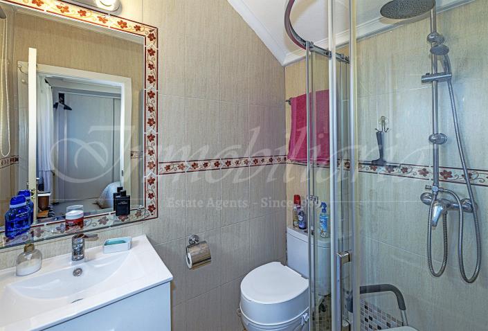 Image No.18-2 Bed Villa / Detached for sale