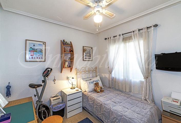 Image No.19-2 Bed Villa / Detached for sale