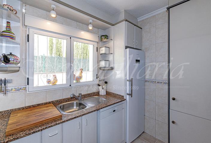 Image No.20-3 Bed Villa / Detached for sale