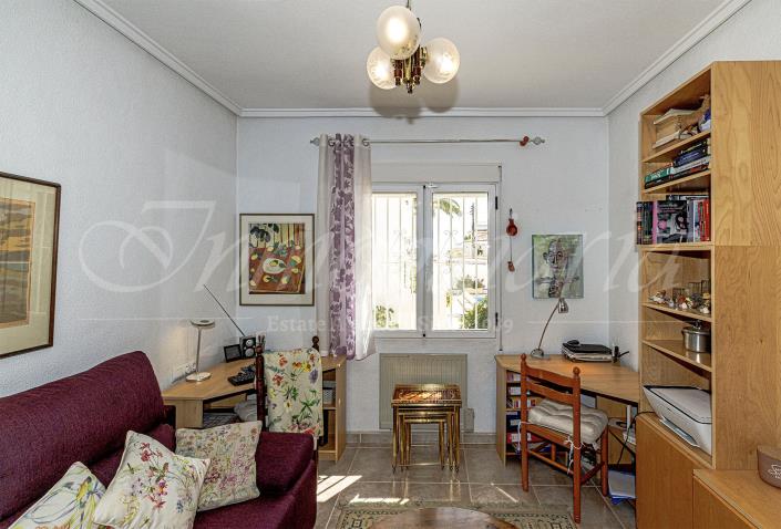 Image No.30-3 Bed Villa / Detached for sale