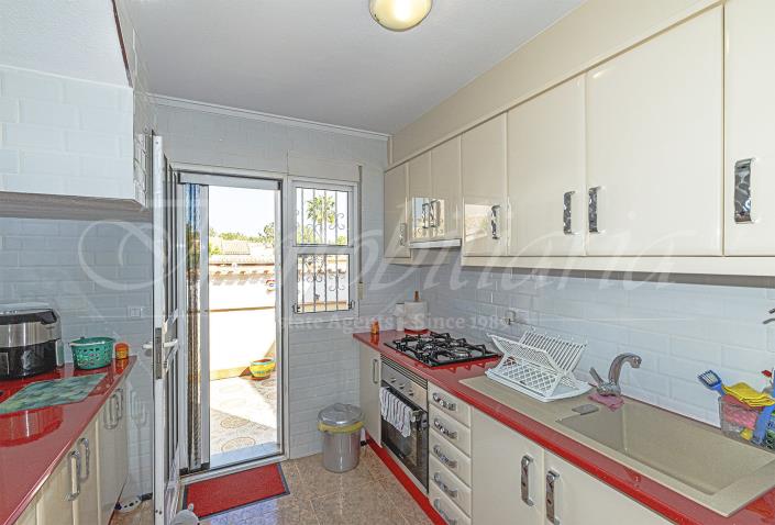 Image No.12-2 Bed Villa / Detached for sale