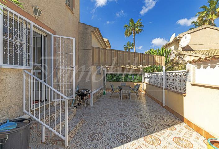 Image No.14-2 Bed Villa / Detached for sale