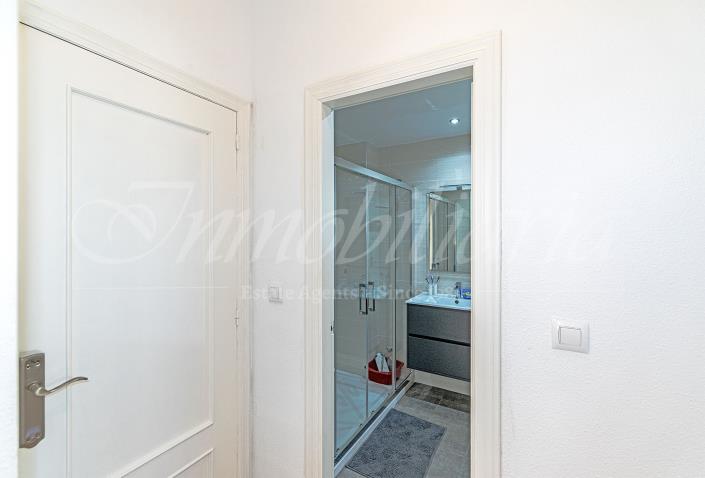 Image No.21-2 Bed Villa / Detached for sale