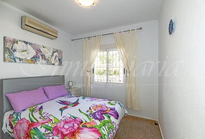 Image No.27-2 Bed Villa / Detached for sale