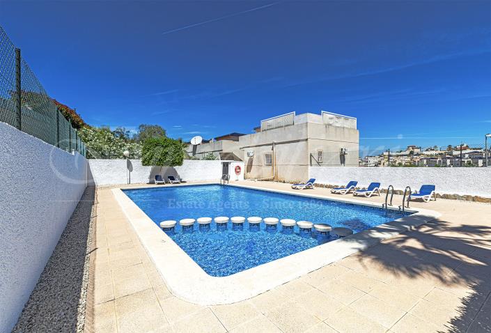 Image No.25-2 Bed Apartment for sale