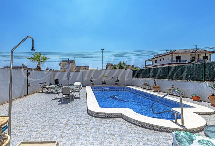 Image No.5-Jumelé de 3 chambres à vendre à Torrevieja