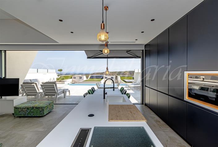 Image No.6-5 Bed Villa / Detached for sale