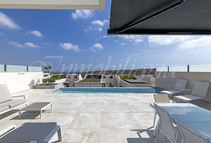 Image No.7-5 Bed Villa / Detached for sale