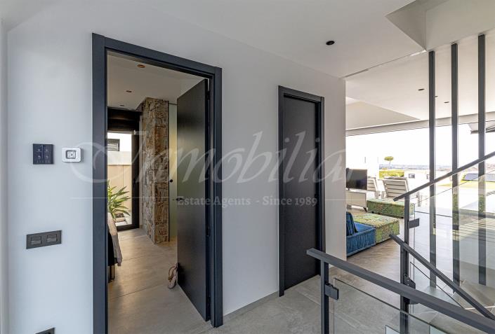 Image No.11-5 Bed Villa / Detached for sale