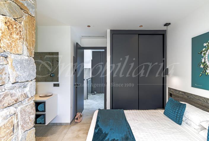 Image No.20-5 Bed Villa / Detached for sale
