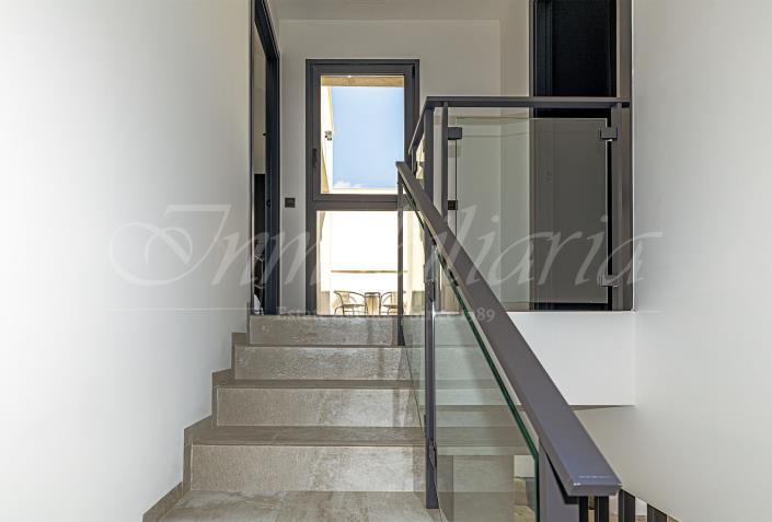 Image No.22-5 Bed Villa / Detached for sale