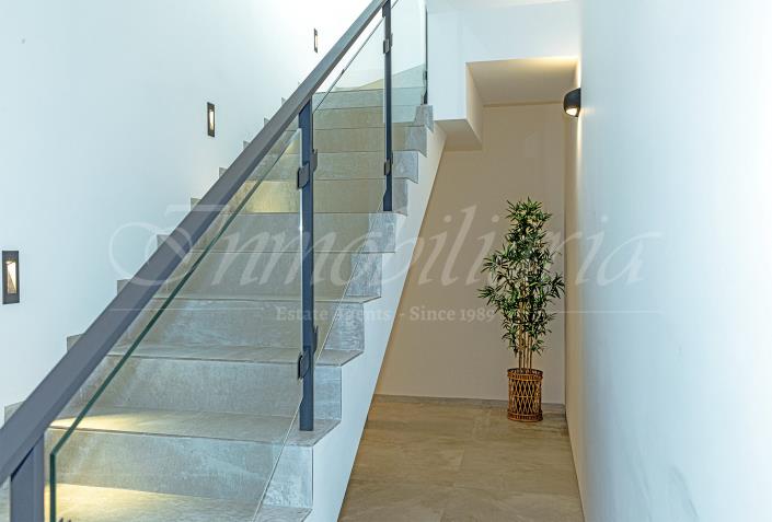 Image No.41-5 Bed Villa / Detached for sale