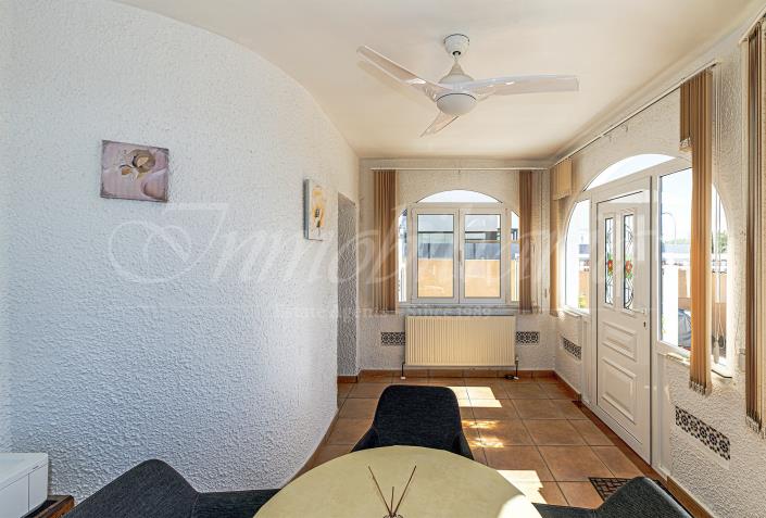 Image No.30-3 Bed Villa / Detached for sale