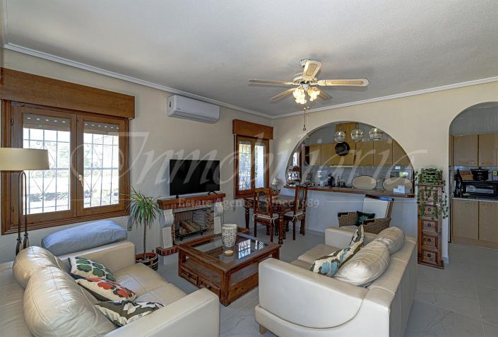 Image No.11-3 Bed Villa / Detached for sale