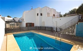Image No.0-Villa de 4 chambres à vendre à Mojacar