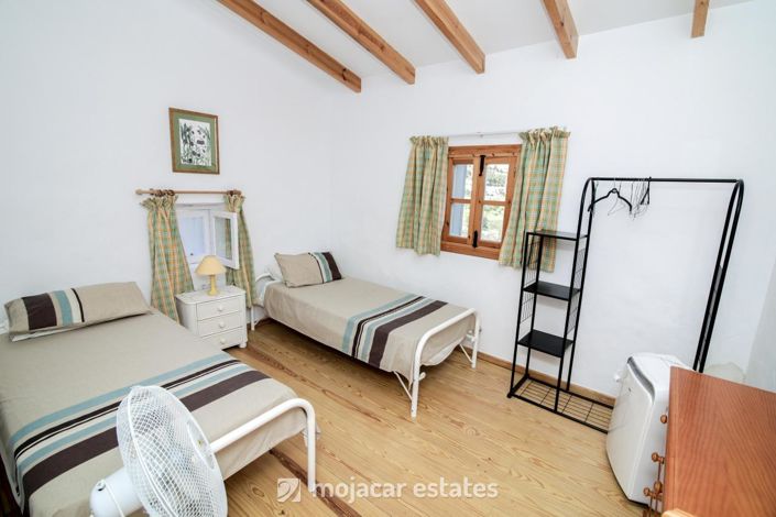 Image No.18-5 Bed Villa for sale