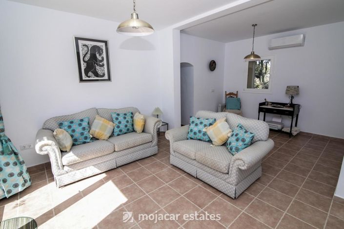 Image No.9-5 Bed Villa for sale