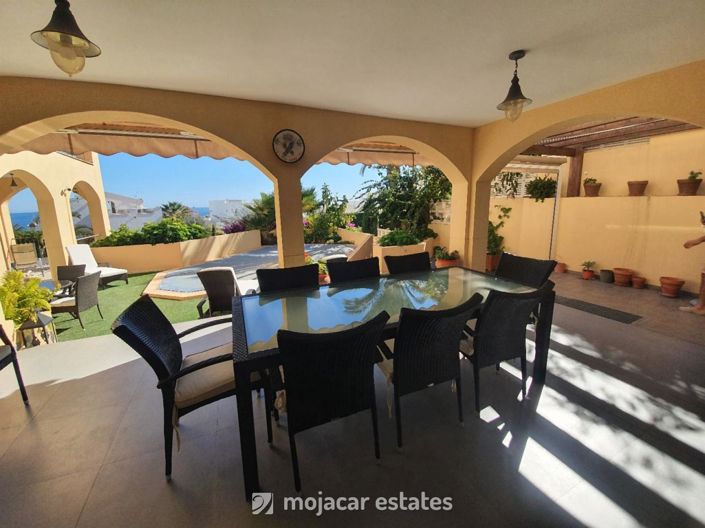 Image No.6-7 Bed Villa for sale