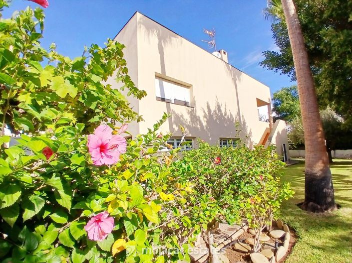 Image No.1-Villa de 4 chambres à vendre à Vera Playa