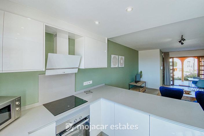 Image No.8-2 Bed Apartment for sale