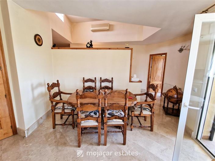 Image No.4-Villa de 4 chambres à vendre à Los Gallardos