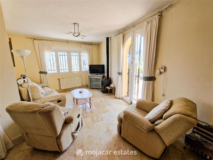 Image No.6-Villa de 4 chambres à vendre à Los Gallardos