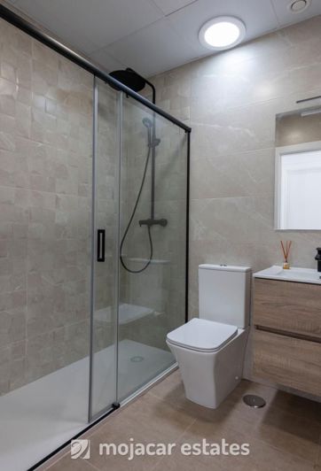 Image No.16-2 Bed Villa for sale