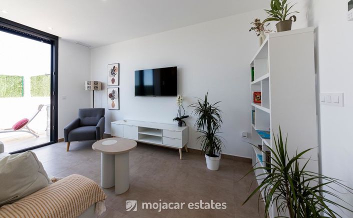 Image No.7-2 Bed Villa for sale