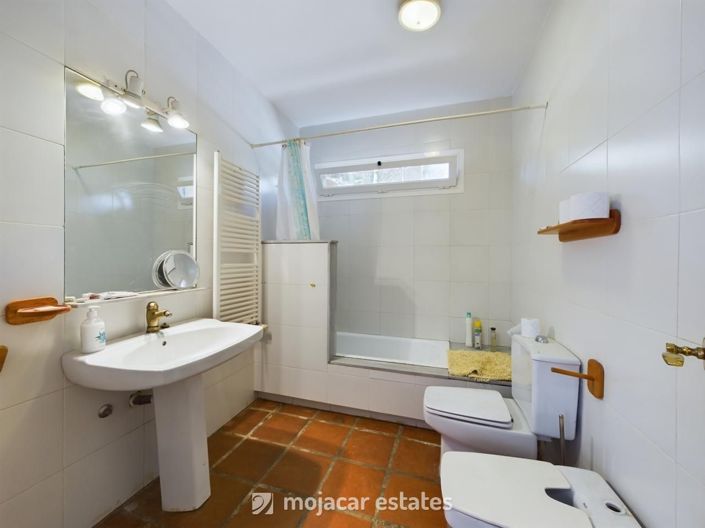 Image No.16-3 Bed Villa for sale